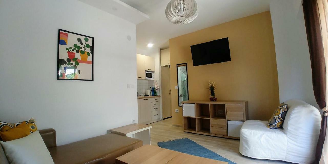 Mago Apartments Nea Kallikrateia Exterior foto